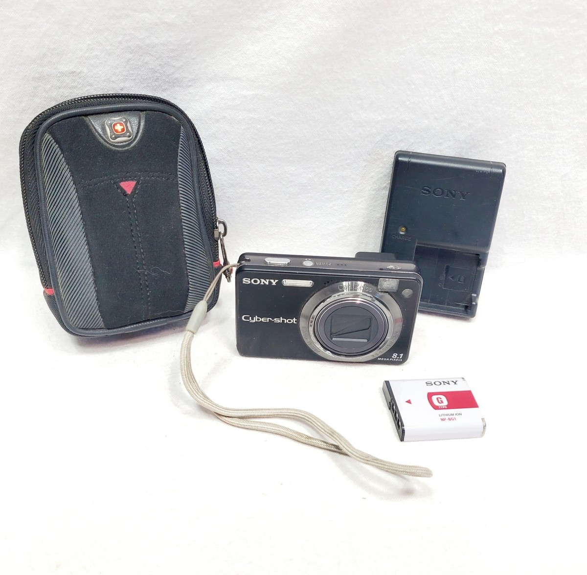 動きます！SONY cybershot バッテリー付き Sony Cyber-Shot DSC-W150 8.1 MP Super Steady Shot Black Camera