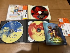 SEGA DreamCast Console (HKT-3000) & Controller with 2 games and BOX and Manual