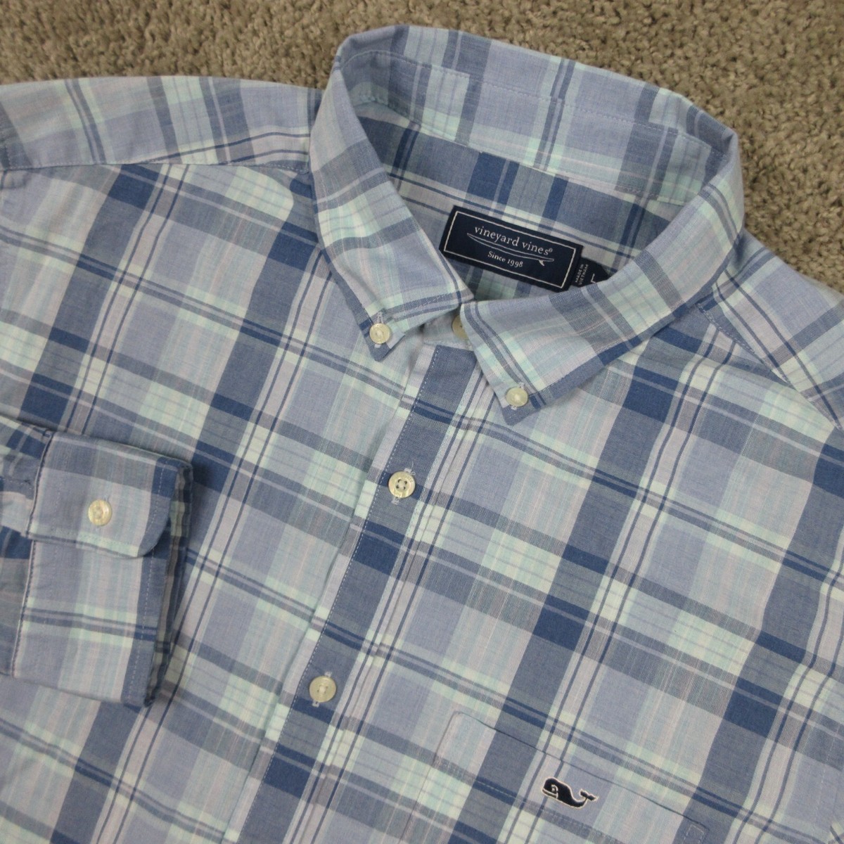dress shirt whale logo Vineyard Vines Men's Classic Fit Oxford Stripe Shirt in Stretch Cotton (Blue Bay) (Size: Small)