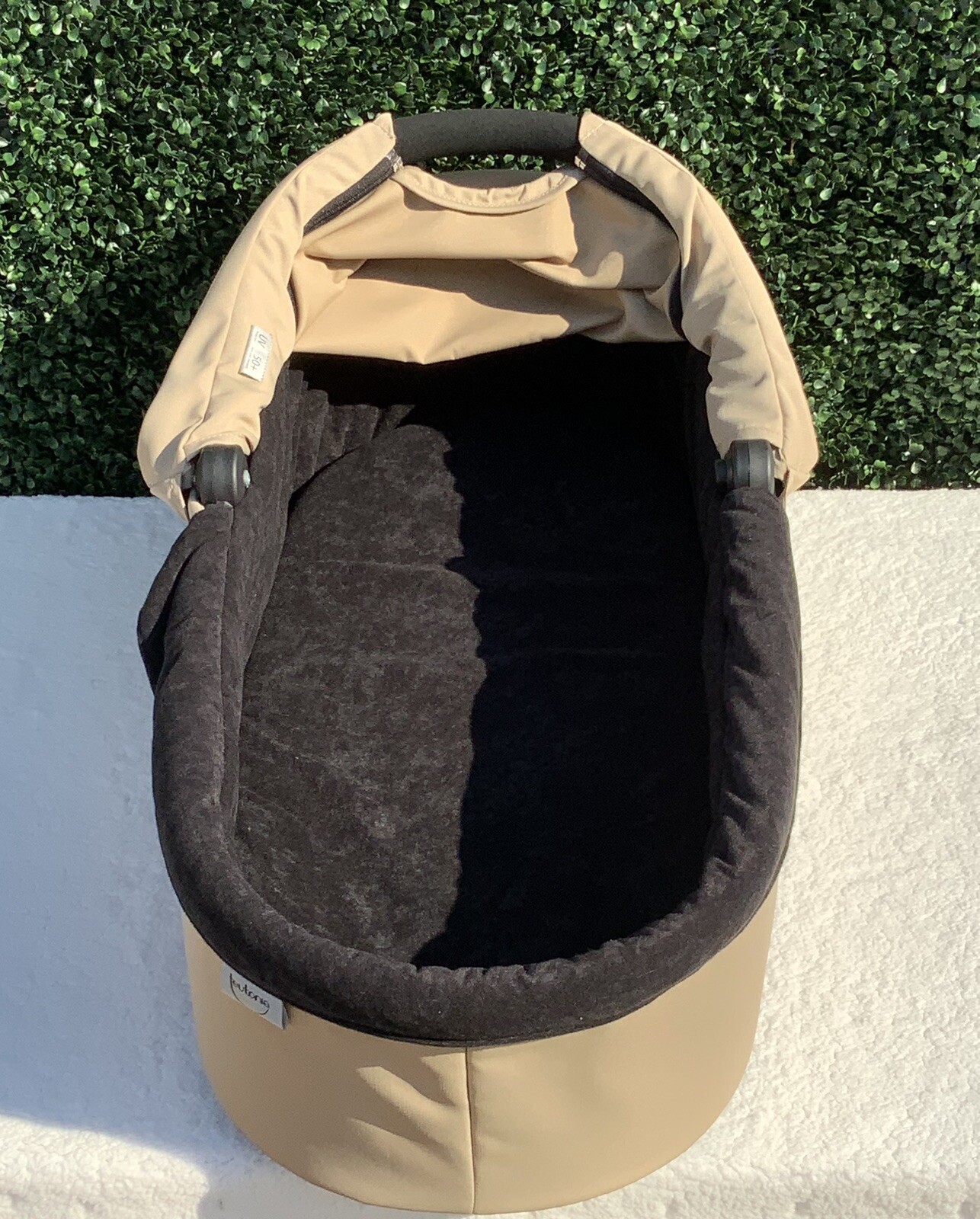 Teutonia- Bassinet - Mini Nest- Hand Warmers- Rain Cover- New