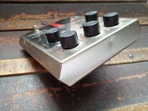 Electro-Harmonix Deluxe Memory Man MN3005 - FREE NEXT DAY DELIVERY IN THE UK - Picture 5 of 6