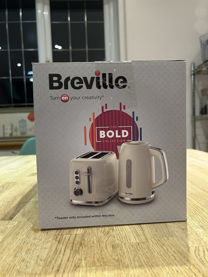 Breville VTR003 Bold 2 Slice Toaster Cream and Silver 5060569673522
