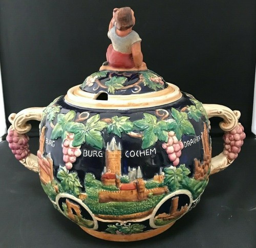 Vintage German Soup Tureen pre-owned and has been repaired - Picture 3 of 7