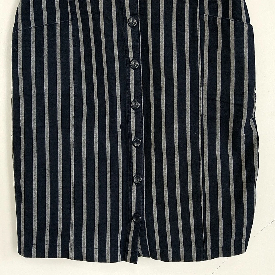 Lápiz Lily White para mujer talla M falda azul rayas abotonadas hasta la rodilla Foto 3 de 4