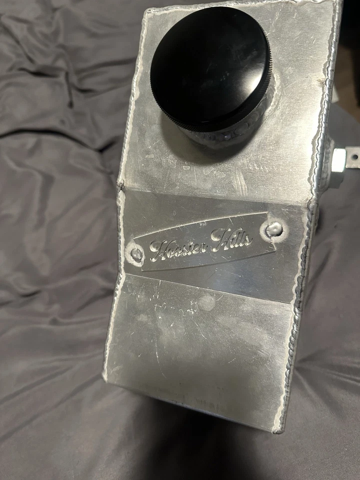 Depósito de refrigerante Hoosier Hills 03-06. nuevo nunca usado Foto 3 de 3