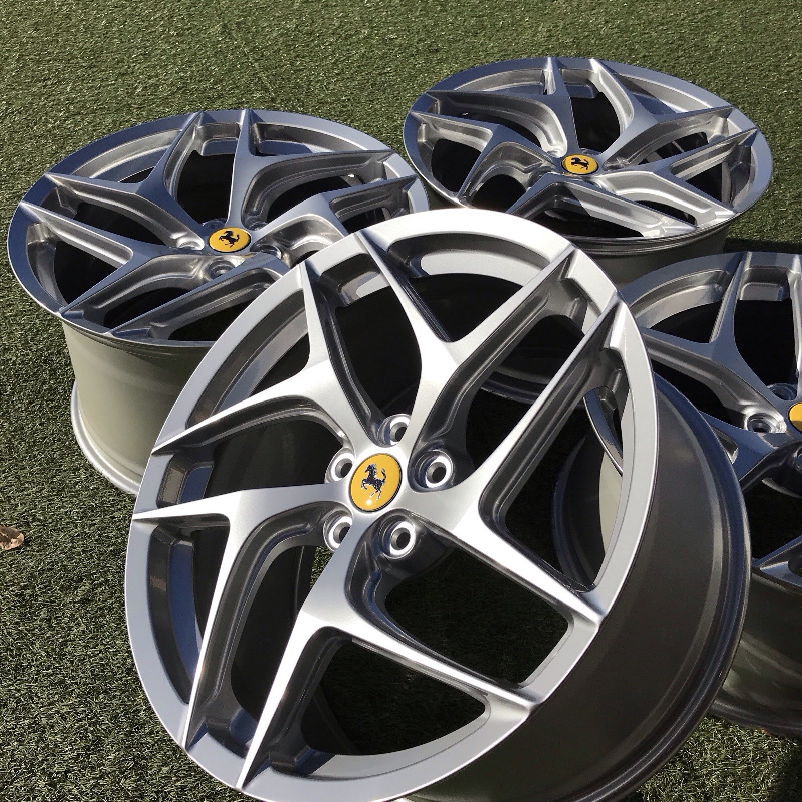 Ferrari 812 Superfast Rear Inner Wheels Set of 4 P/N 334486