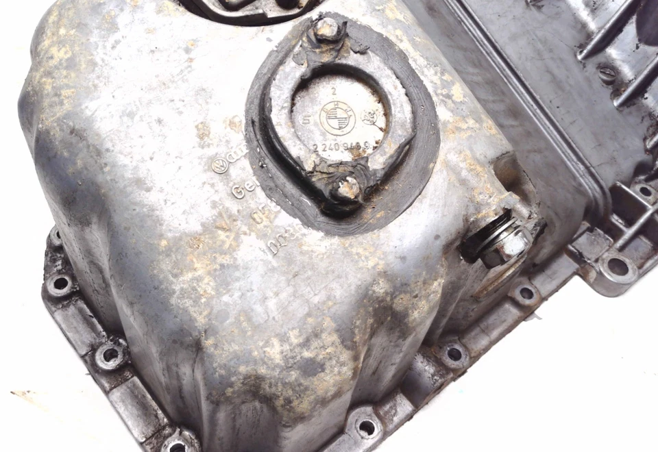 Audi A4 Quattro 2000 cárter de aceite del motor 1,8 turbo Foto 2 de 4