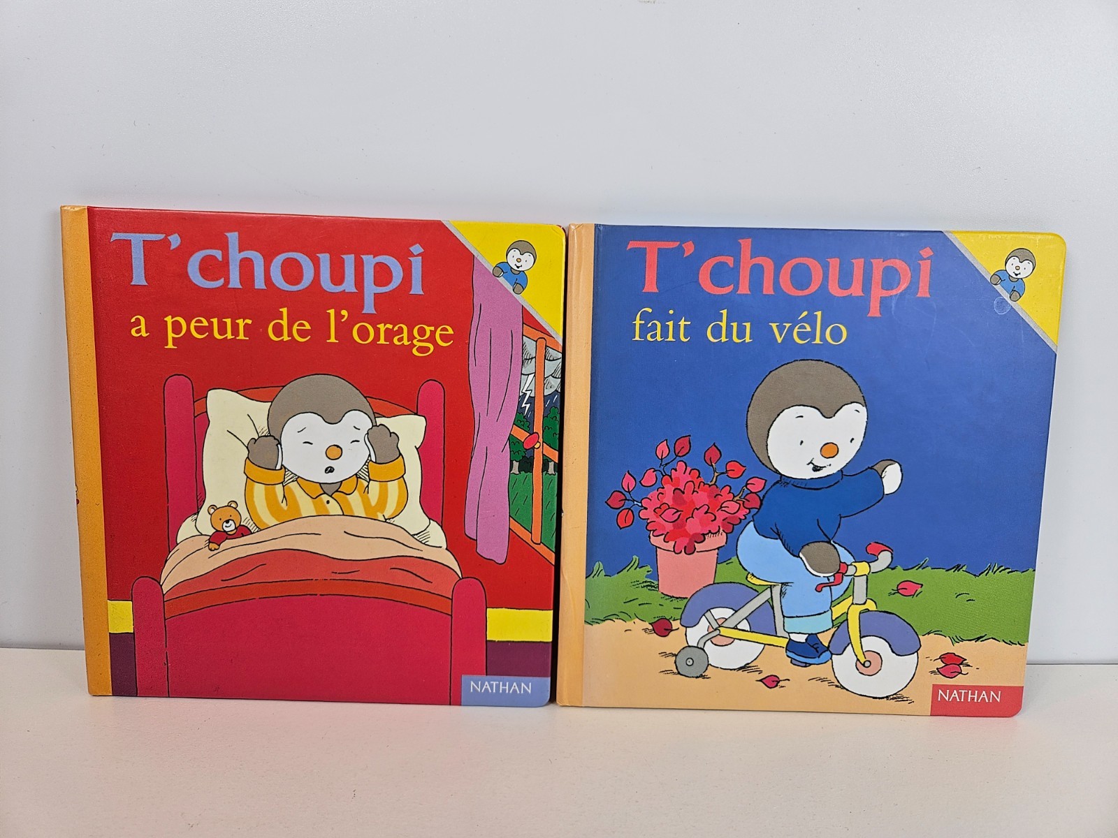 2 x T'choupi Books A Peur de l'orage & fait du velo Hardback French