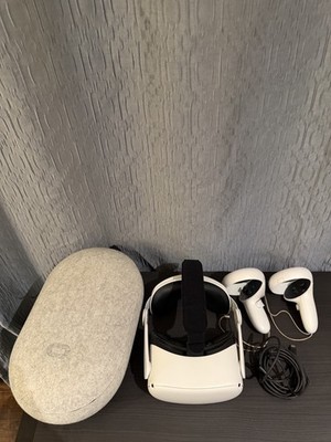 Oculus Quest 2 - WITH PC CABLE LINK AND CARRYING CASE