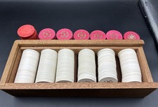 Paulson Poker Chip Lot ~ 500 Fun Nite Trump Resorts Blanks Wooden Tray