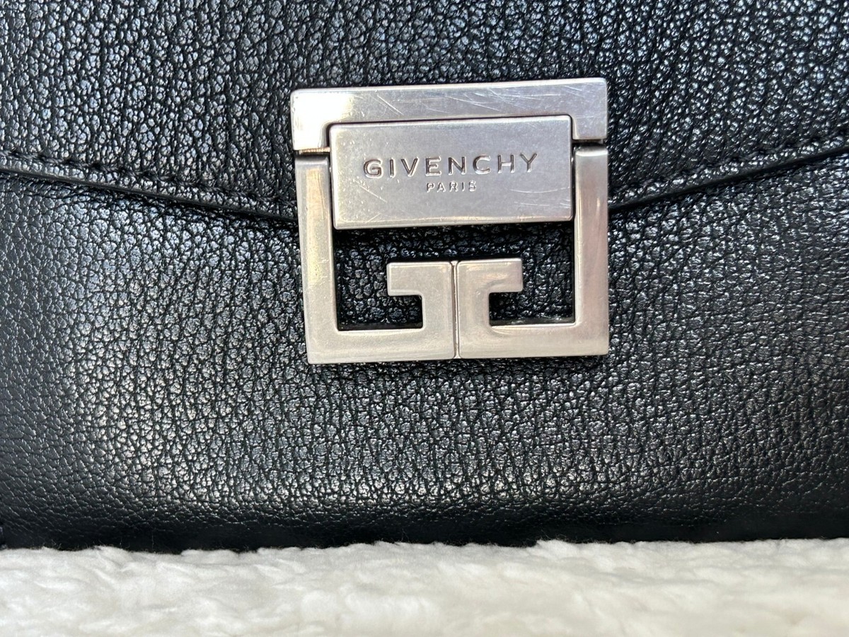 Givenchy GV3 Leather Shoulder Bag | eBay Givenchy GV3 Leather Shoulder Bag | eBay