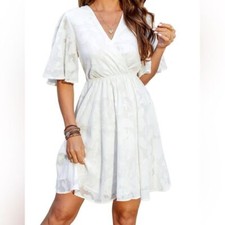 CUPSHE Surplice Neckline Flared Sleeve Mini Floral Jacquard Flowy XL RefCPS059