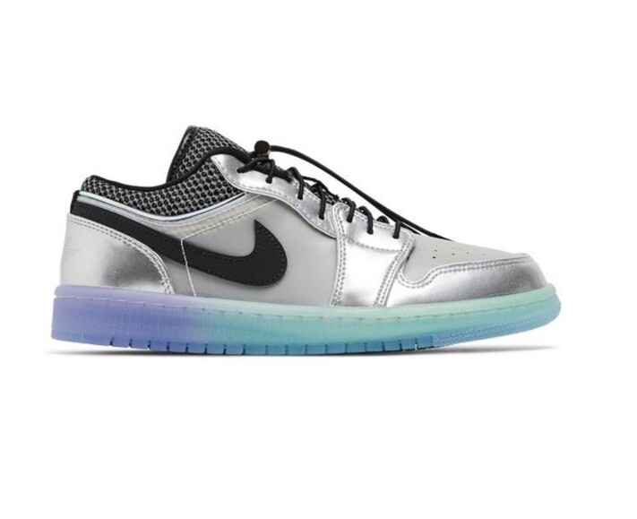 Nike Air Jordan 1 Low メタリックシルバー Nike Air Jordan 1 Low メタリックシルバー The Air Jordan 1 MM Low