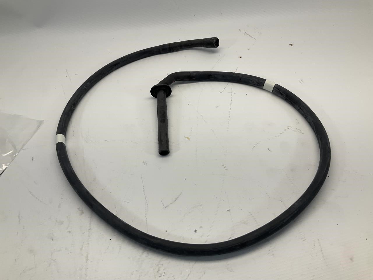 17-22 Maserati Levante Front Left Sunroof Water Drain Pipe Q