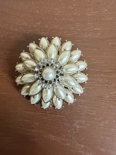 Multi Layered floral brooch