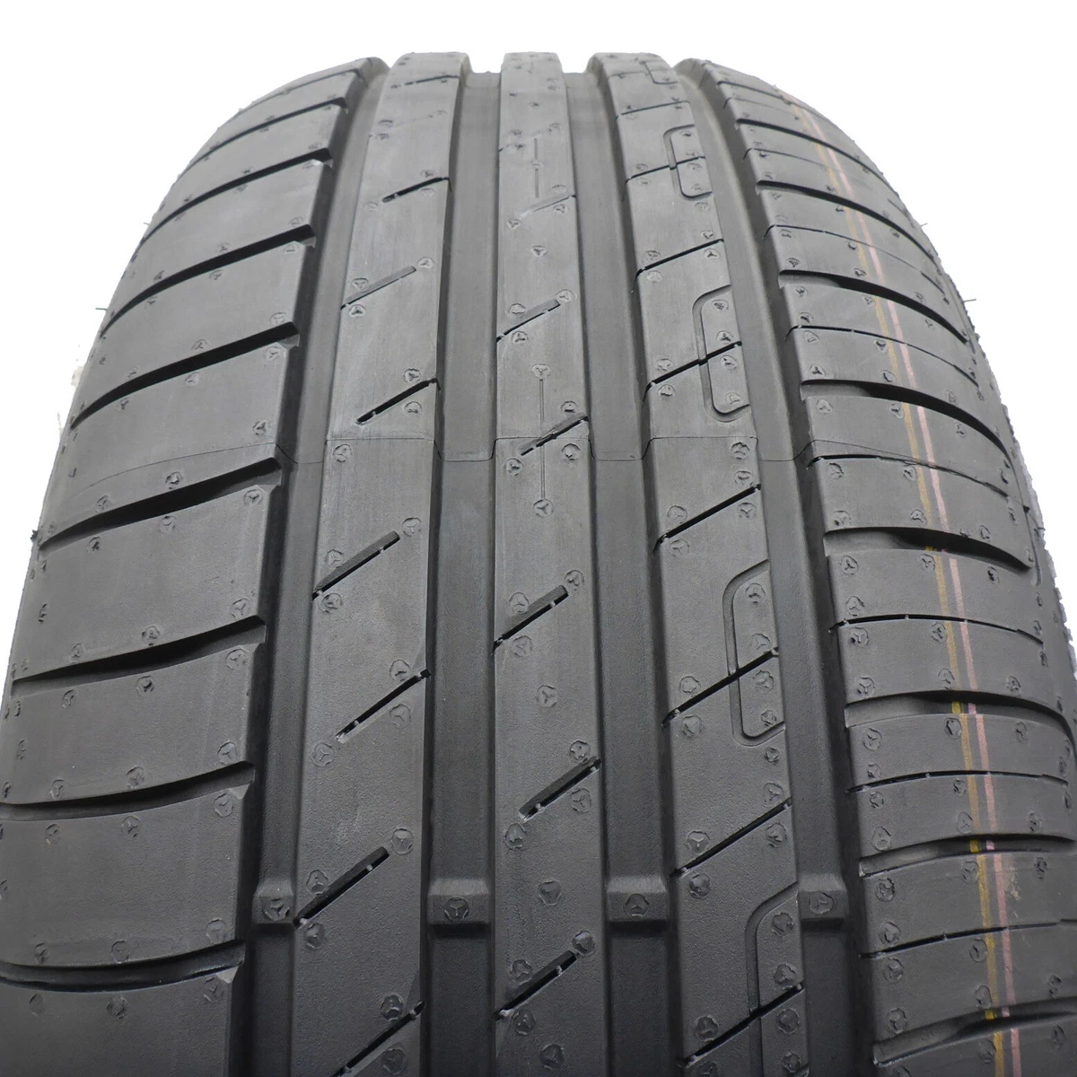 Goodyear Efficientgrip Performance 225/60 R16 102W XL