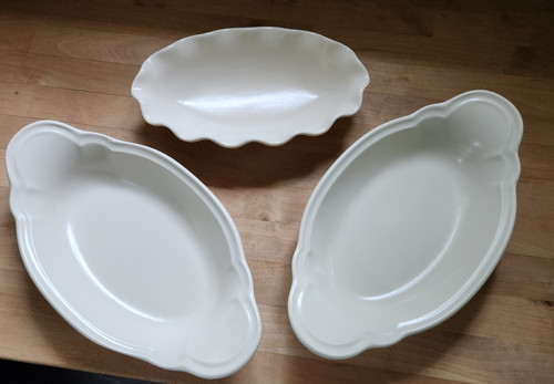 2 Pfaltzgraff White Stoneware 22oz Gratin Dishes 270 & 1 Fluted Scalloped Dish