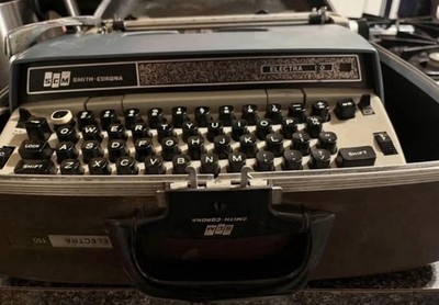 Smith Corona Electra  Electric Portable Vintage Typewriter