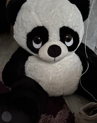 Riesiges Panda Stoff- & Plüschtier Kuscheltier schwarz/weiß, über 65 cm groß