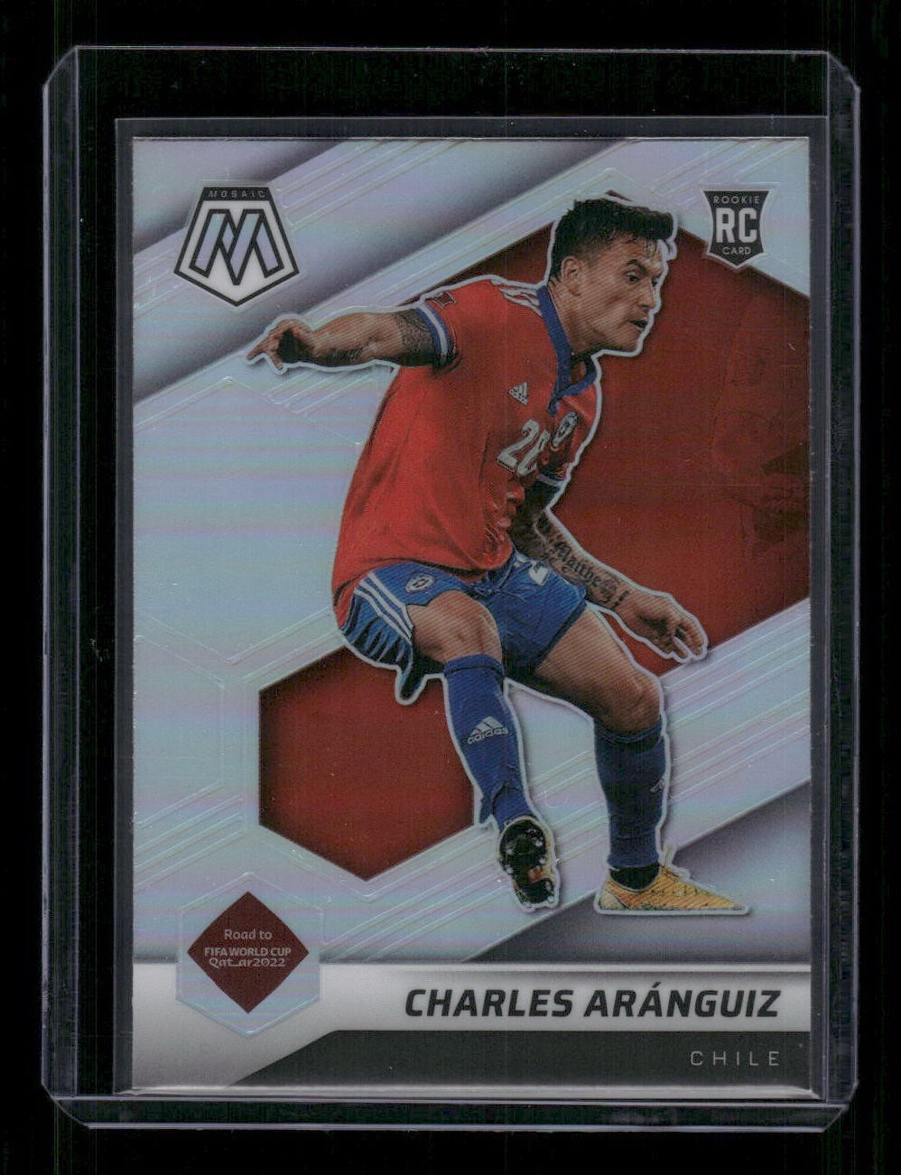2021-22 Panini Mosaic Road to FIFA World Cup Silver Prizm Charles Aranguiz