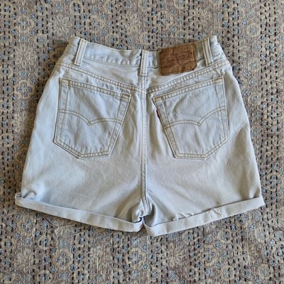 Vintage Levis 501 Shorts High Waisted W25 Light Wash Denim Made in USA 80er 90er