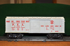 Marx Pacific Fruit Express Boxcar with Operating Doors and Tilt Couplers