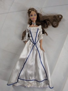 princess and the pauper wedding dress I'm loving this wedding dress from the Princess and the Pauper which Barbie dress would you like to see?