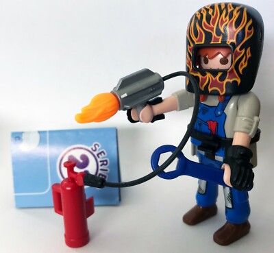 Bombero: Playmobil Figures Series 21 Niño Rescatista 70732 7 Bombero