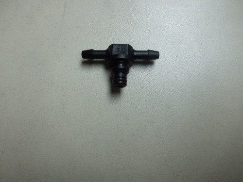 BMW 2,0D N47 N57 T-STÜCK INJEKTOR RÜCKLAUF RÜCKLAUFLEITUNG LECKÖLLEITUNG