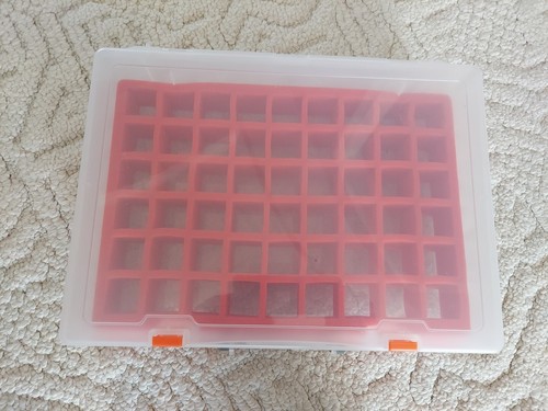 NAIL POLISH CARRY CASE WITH FOAM SEPARATOR HOLDS 54 BOTTLES OF POLISH