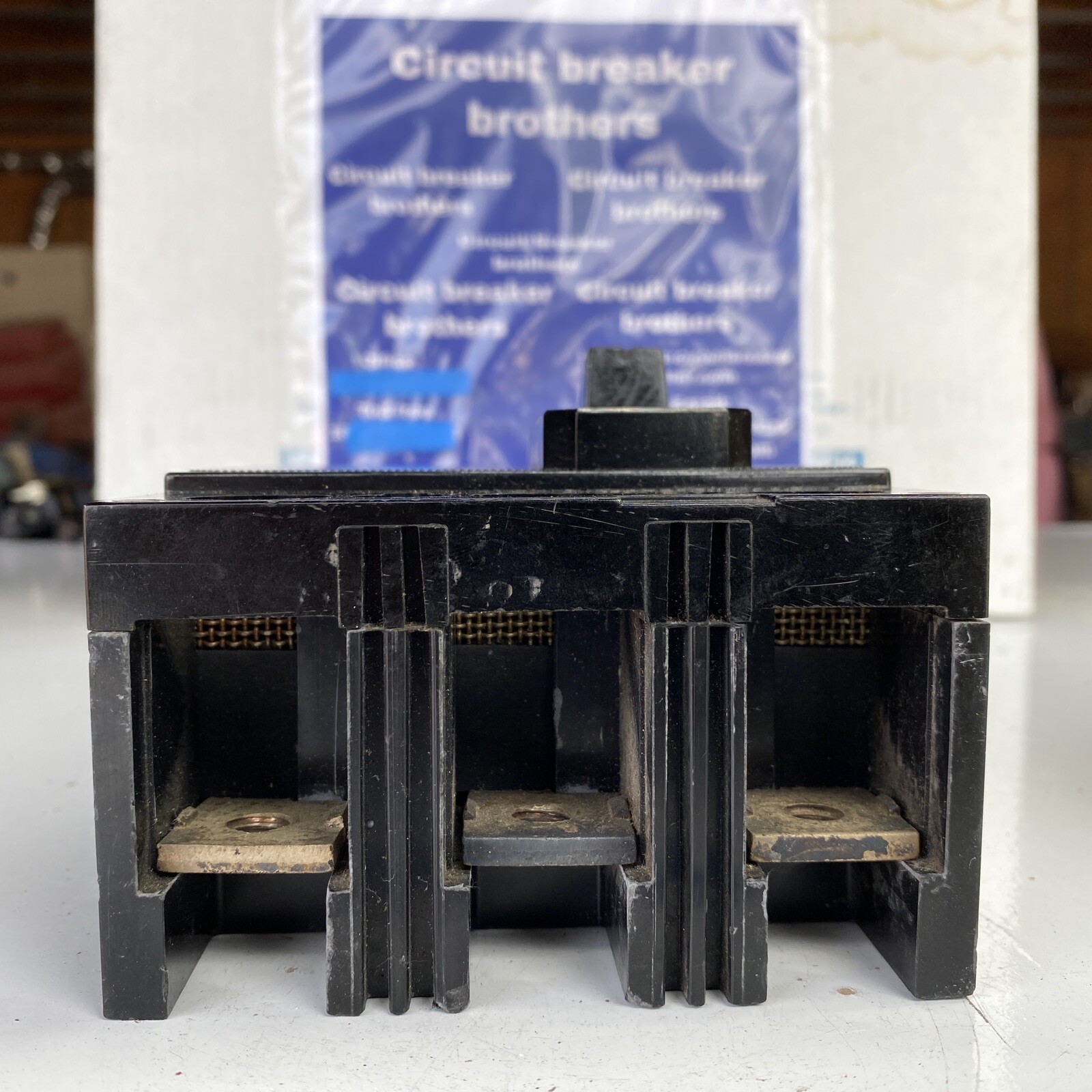 Siemens ￼ITE QJ3-B150 QJ3B150 150 Amp 240 Volt 3 Pole Circuit Breaker-Tested￼