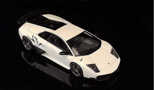 AUTOart 1/43 Lamborghini Murcielago LP670-4 SV diecast car model White - Picture 7 of 9