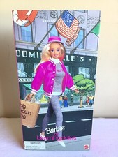 Vtg 1996 New Bloomingdales Barbie Shopper Special Edition Mattel Fashion Doll