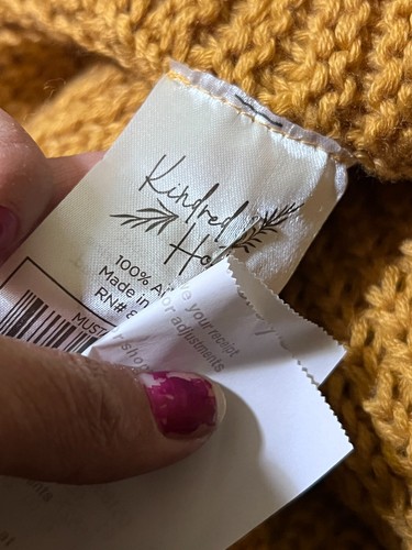 New Birch Trail 50 x 60 Honeycomb Knitted Mustard Throw - Picture 5 of 5