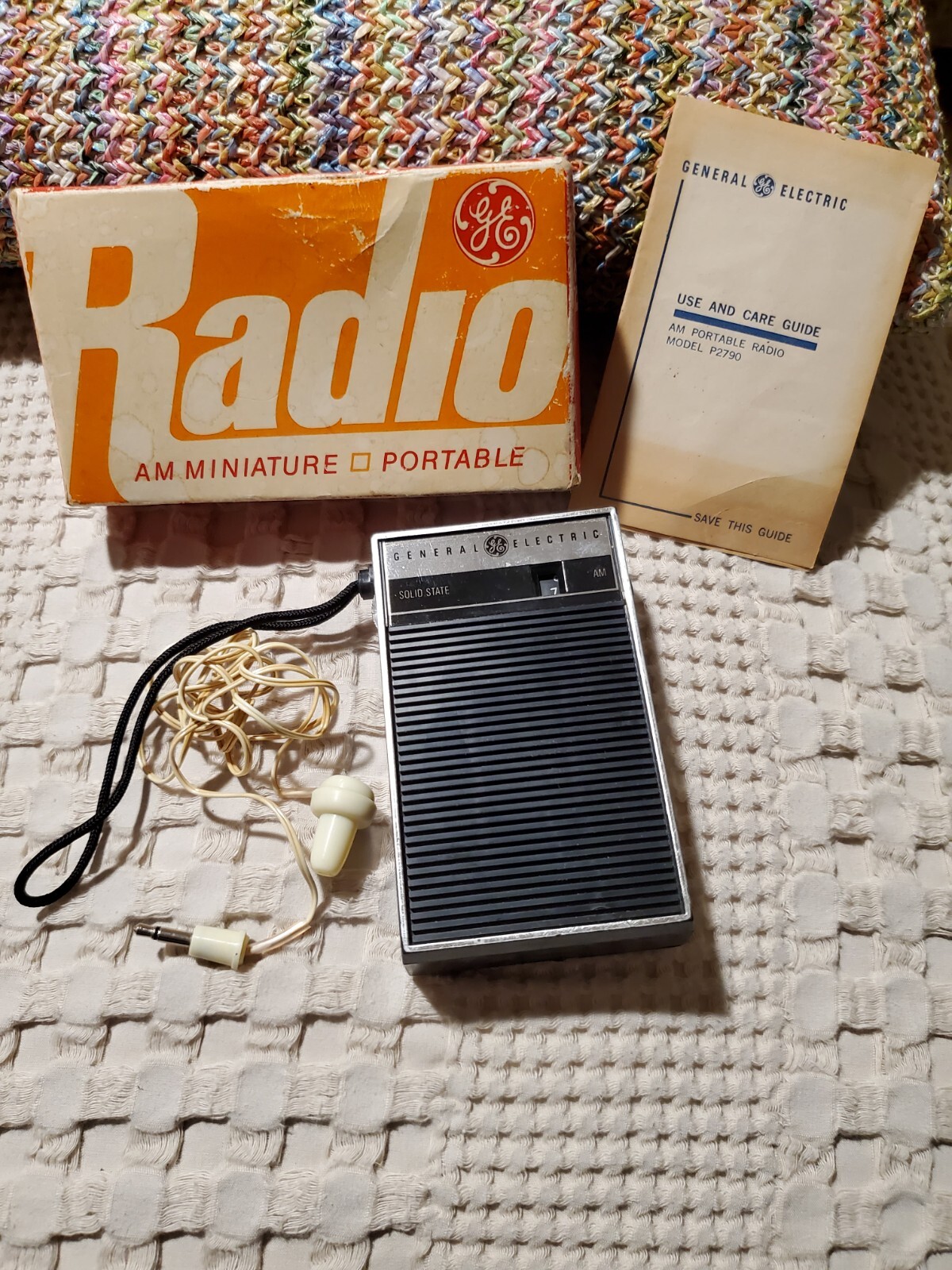 Vintage GE P-2790 Solid State Portable AM Radio | AM/FM | Black ...