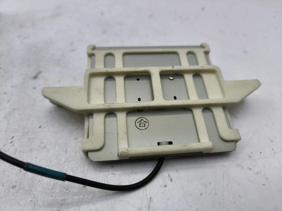 Antena GPS Toyota Yaris 2012 8686052190 AMD115654 Foto 3 de 4