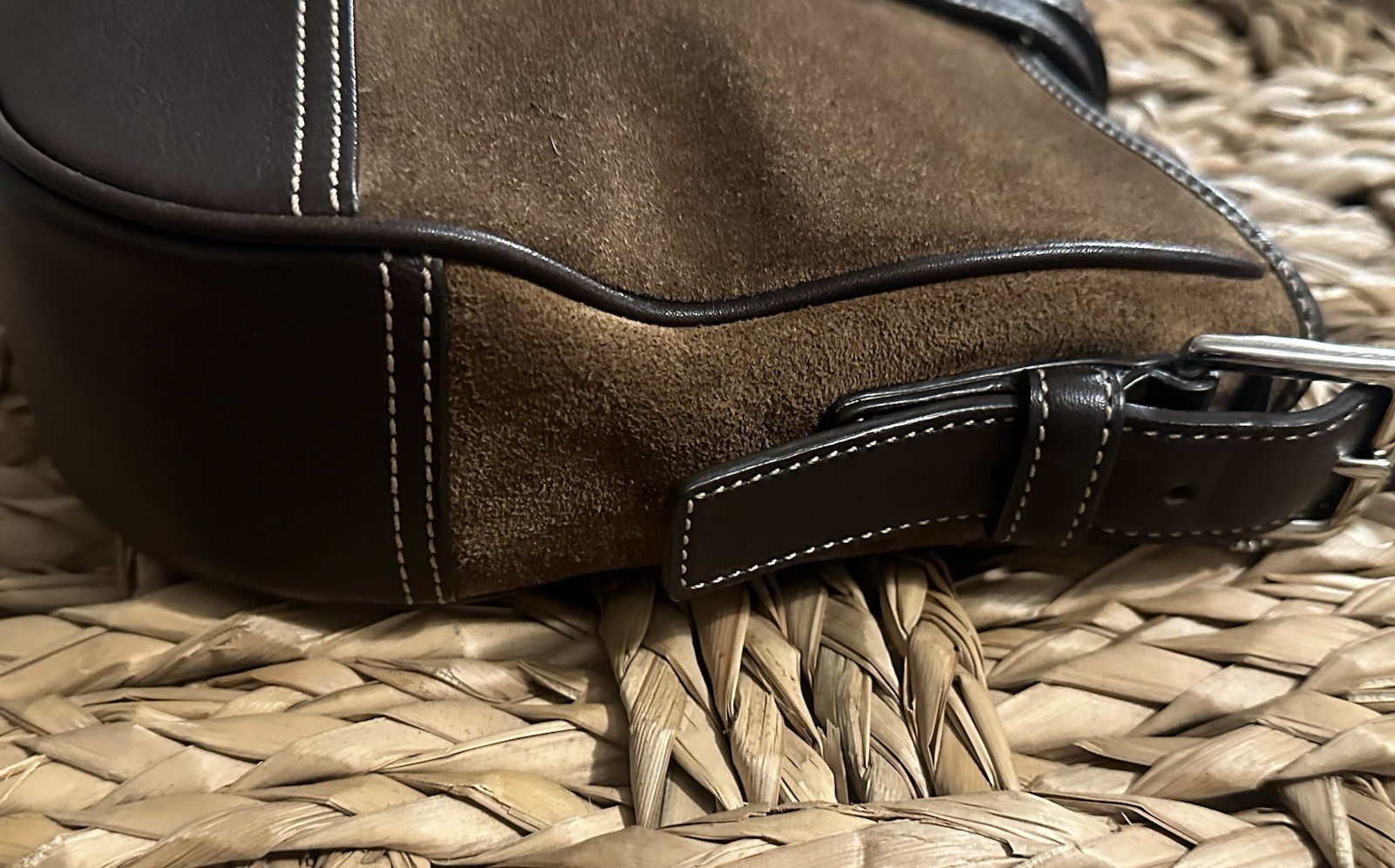 Vintage COACH 7589 Brown Hampton Suede Leather Hobo Shoulder Bag With Buckle thumbnail 4