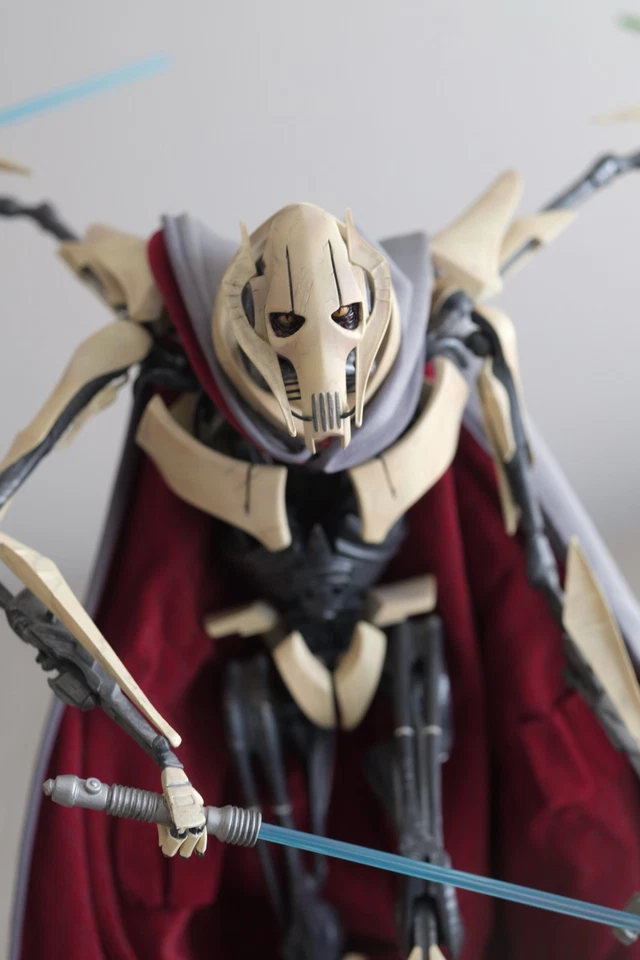 SIDESHOW PREMIUM FORMAT STAR WARS GENERAL GRIEVOUS 1/4 SCALE STATUE No box - Image 2 of 4