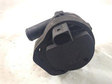 Pompe à eau Mercedes 400