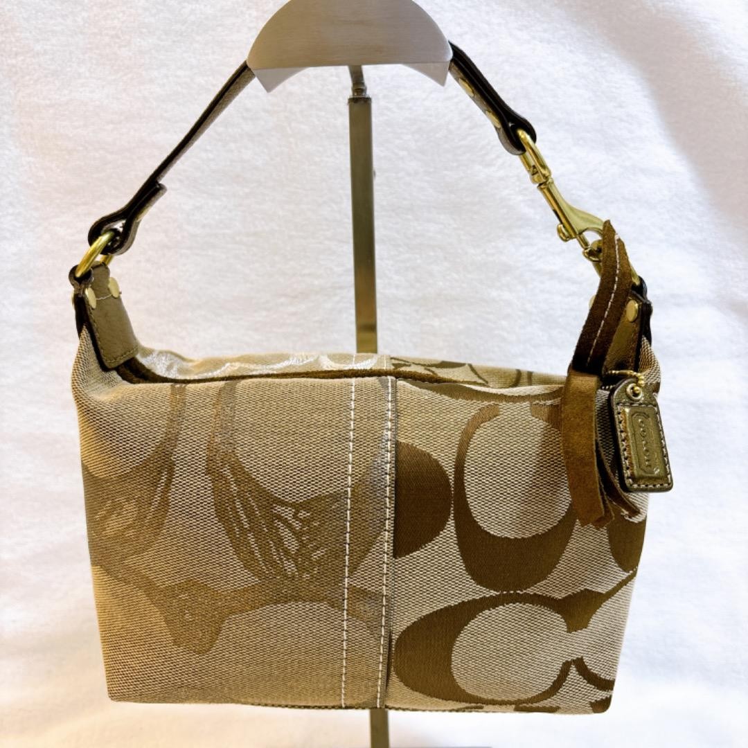 level Rare patchwork Coach accessory pouch - image 2