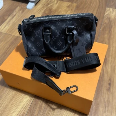 Louis Vuitton Keepall Bandoulière 25