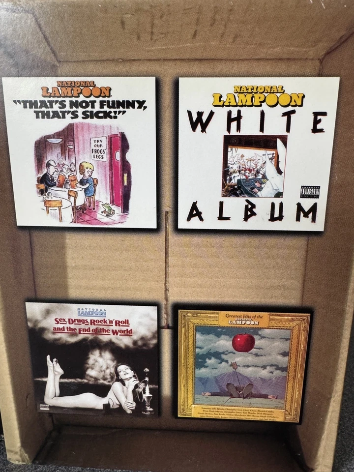 NATIONAL LAMPOON The Classic RARE OUT OF PRINT DELUXE 4 CD BOX SET Vintage Y2K Foto 3 de 4