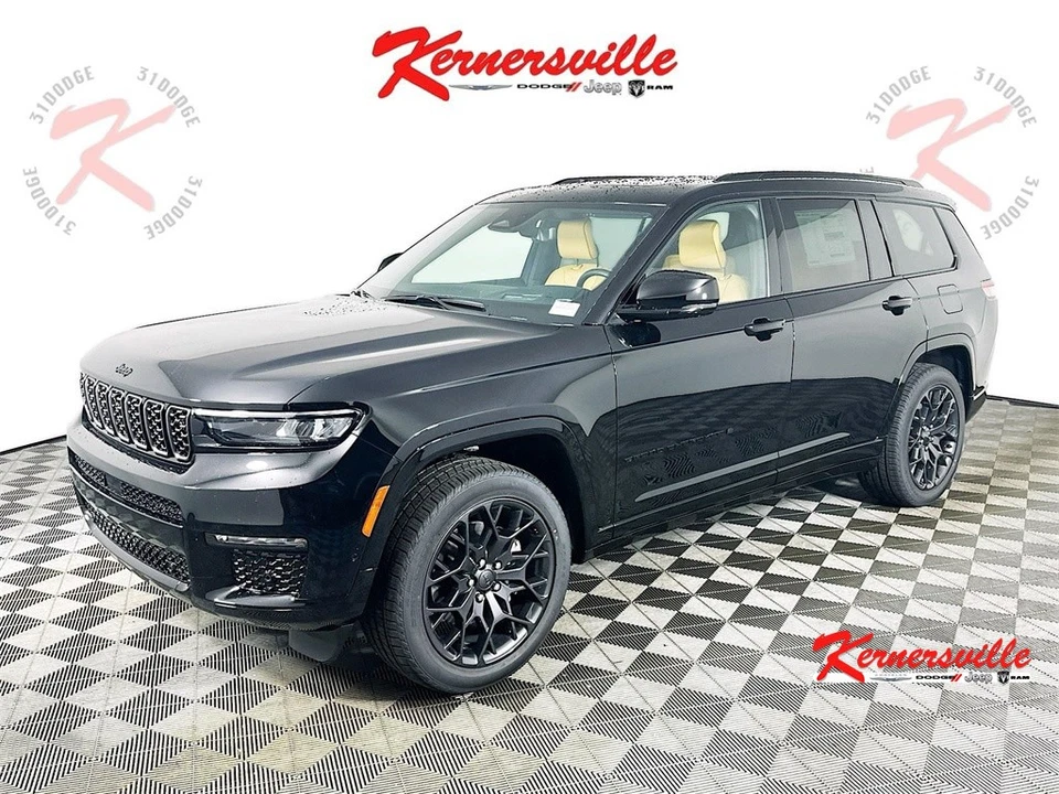 2025 Jeep Grand Cherokee Summit Reserve 4dr 4WD SUV Leather Heated Seats NAV - Image 3 of 4