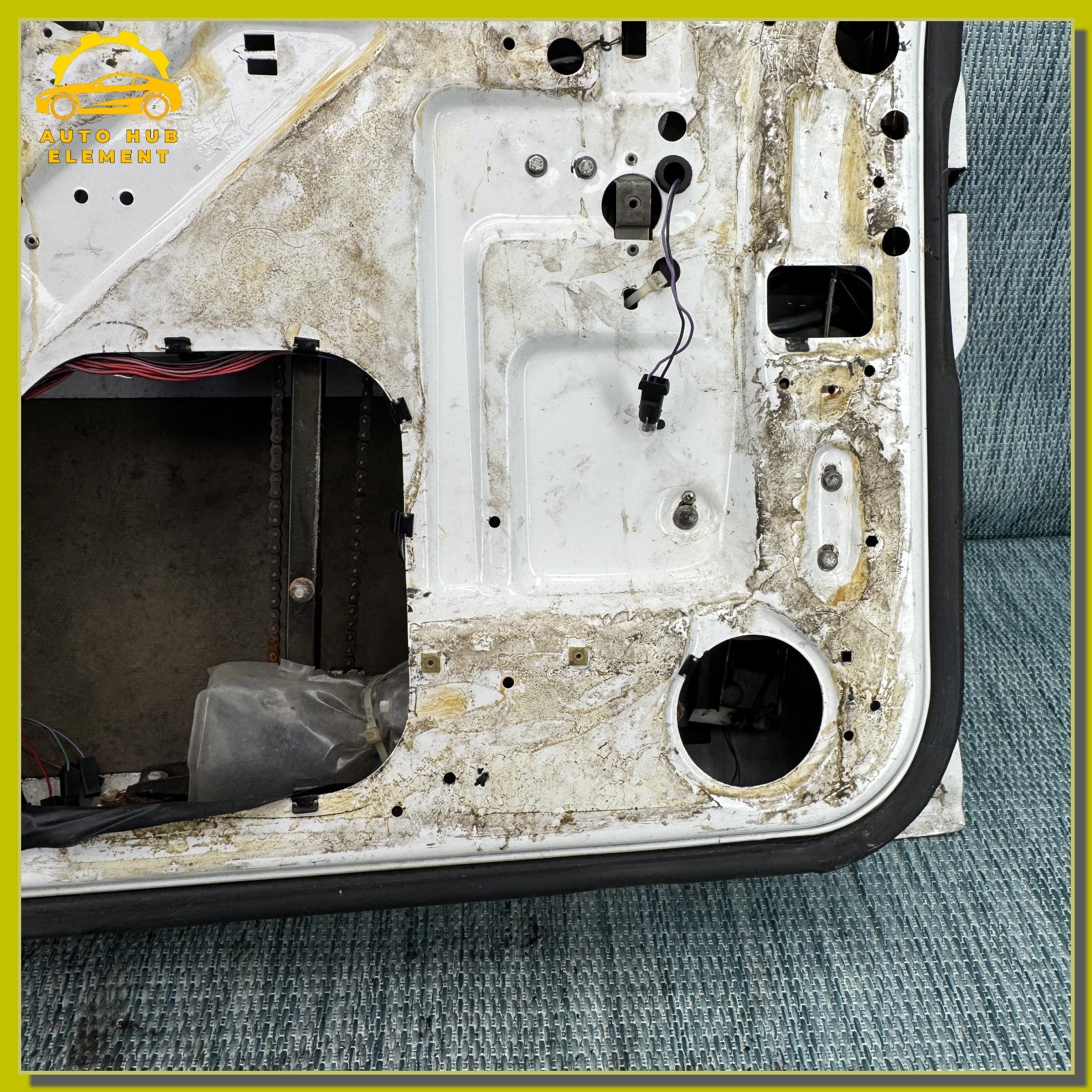 Bentley Brooklands 1992-1998 Front Right Door framework White