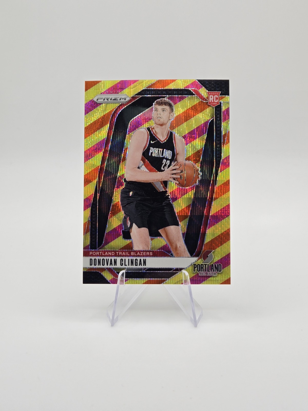 Donovan Clingan 2024-25 Panini Prizm RC Multi Wave SP #/88 #221