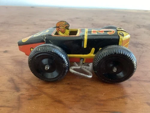 Vintage Marx #3 tin litho wind-up race car with driver 1930s