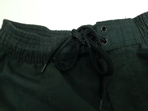 Riptide Boys Surf Shorts Black Graffiti Elastic Waist 62cm L 45cm Size 8 Age 8 - Picture 5 of 5