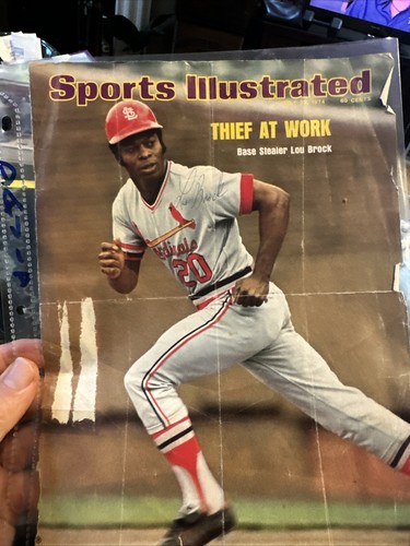 Lou Brock SIGNED SPORTS ILLUSTRATED Photo Color 1970s St. Louis Cardinals Auto - Picture 4 of 6