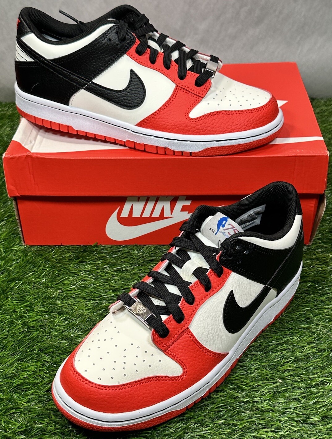 Nike Dunk Low EMB x NBA 75th Anniversary - Bulls 2021 (Size 7) **DS/OG ALL**