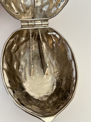 Vintage Pewter Hinged Nutcracker Silver Tone Metal Walnut Nut Shaped - Picture 7 of 10